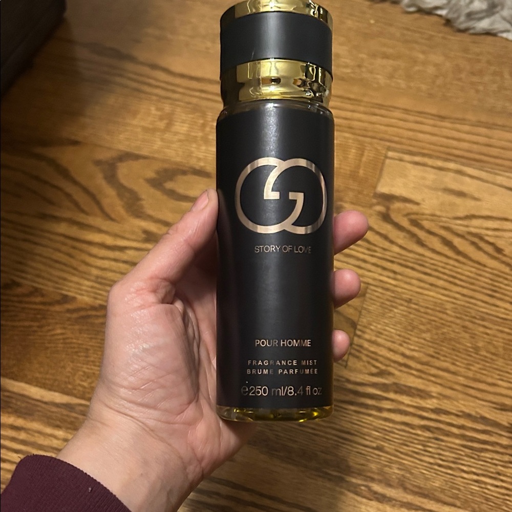 Gold and Black Fragrance Mist for Men